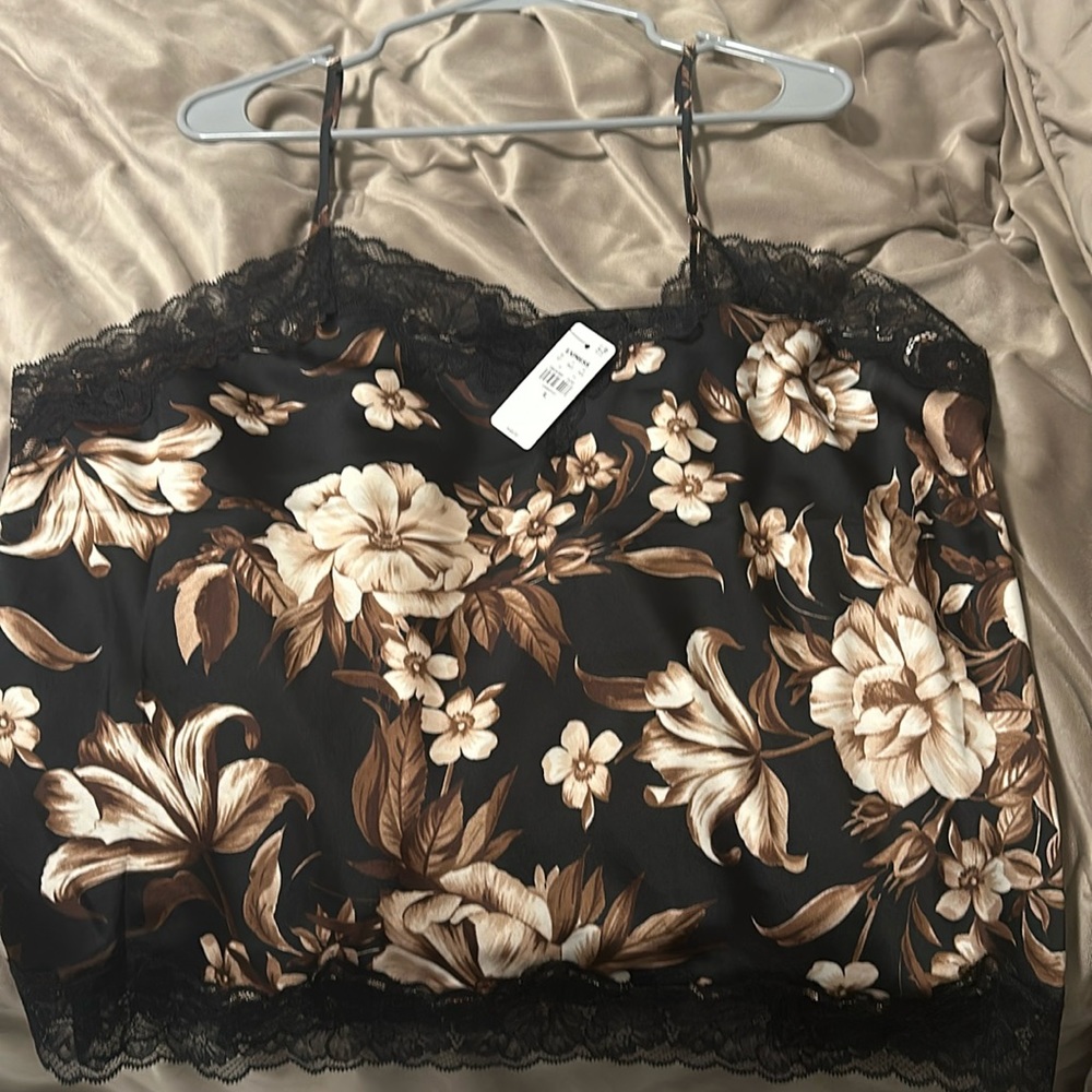 Lace floral tank top